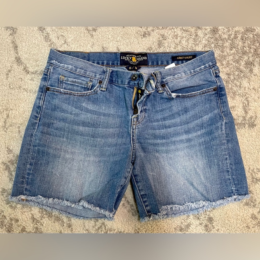 Lucky Brand Abbey Frayed Hem Shorts 7" Blue Jean Denim Mid Rise Women size 8/29